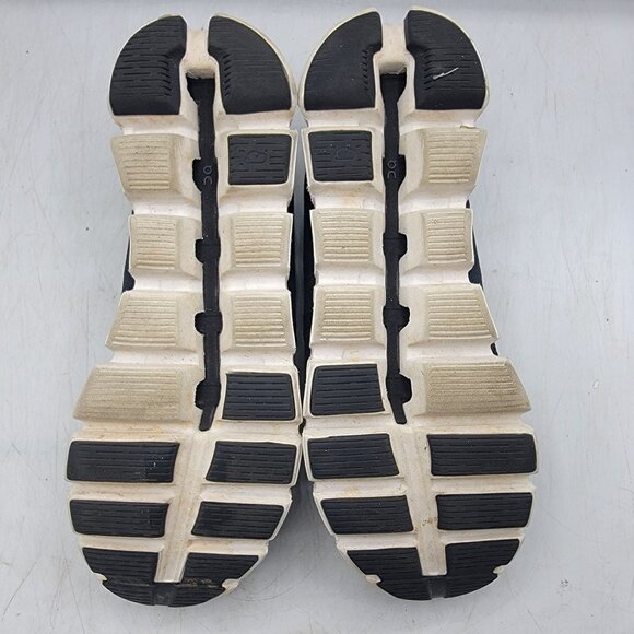 On Cloud 5 Womens Size 9.5 Black Athletic Shoes Running Walking Outdoors Casual - Picture 7 of 14